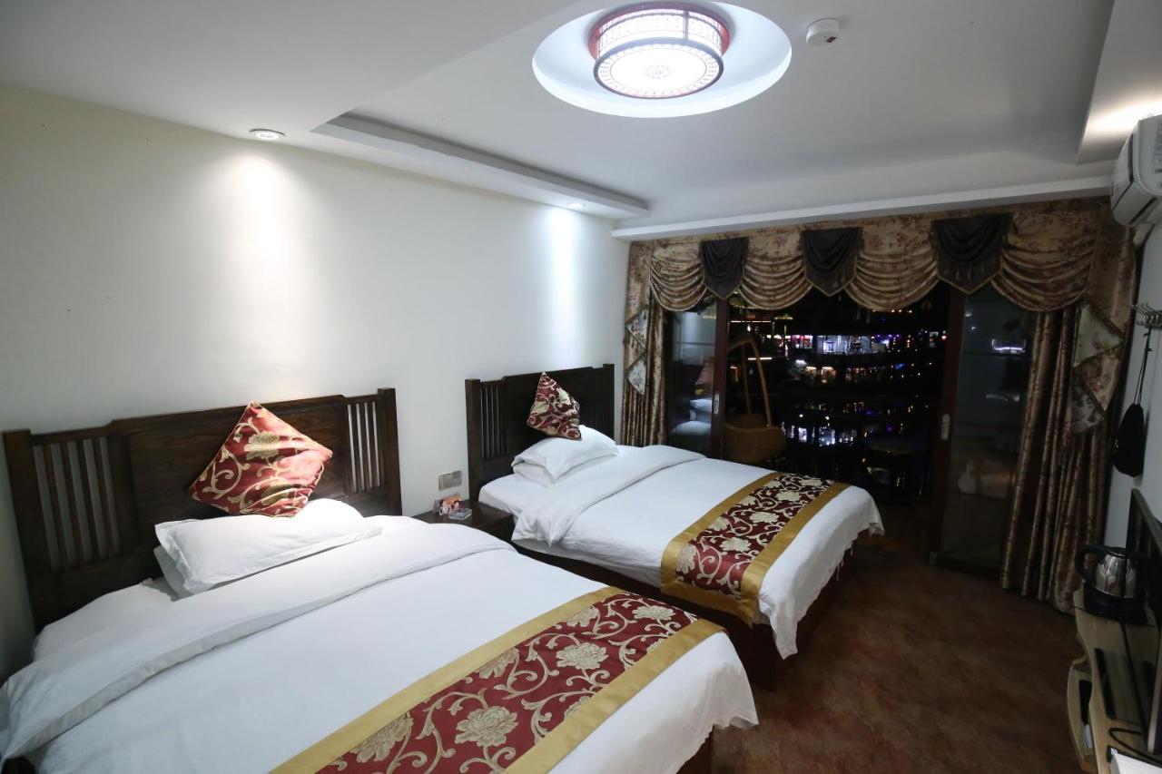 Lqj Riverside Guest House Fenghuang Exterior foto