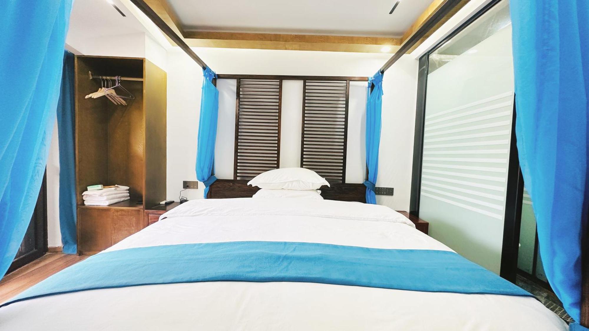 Lqj Riverside Guest House Fenghuang Exterior foto